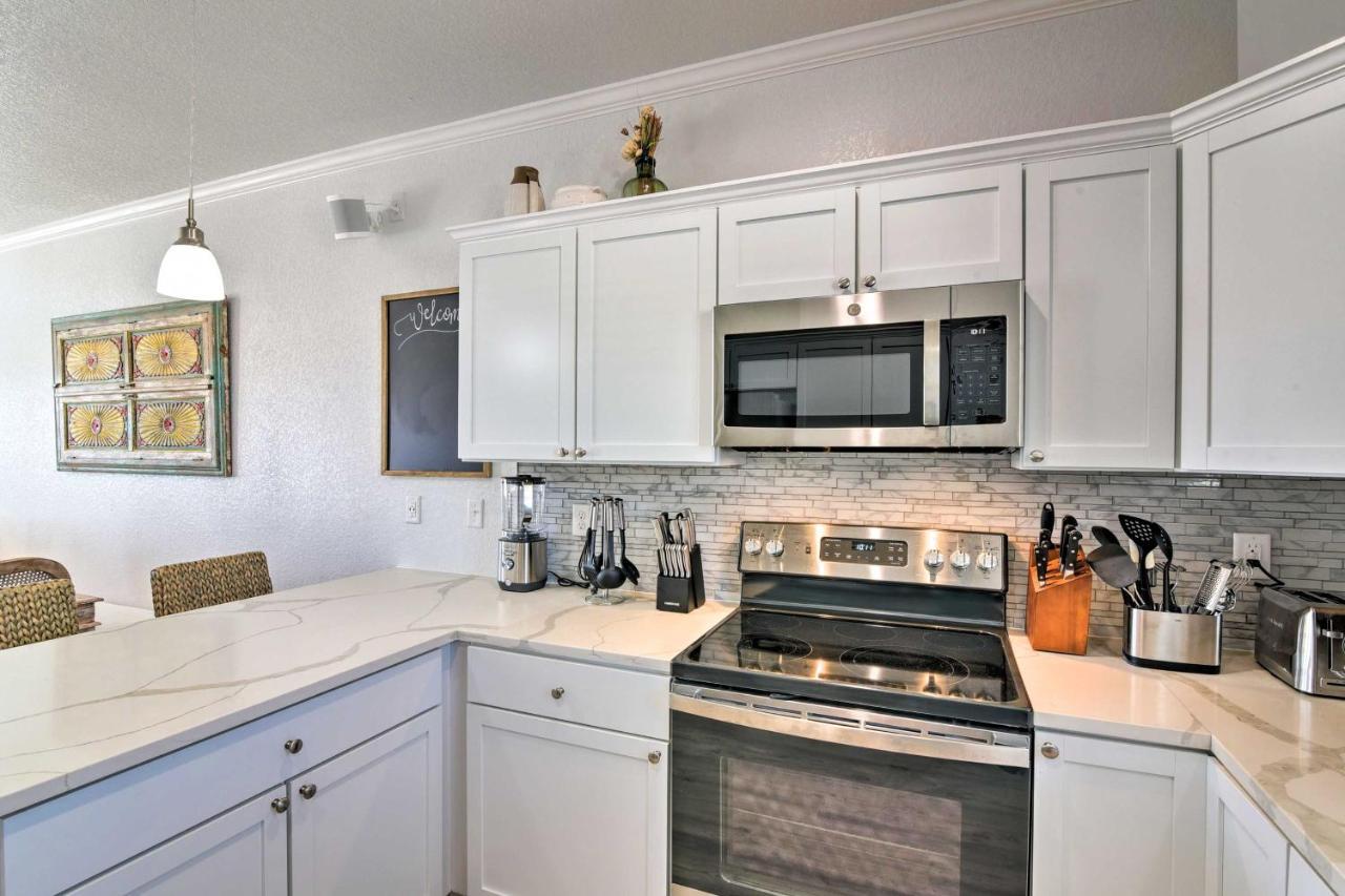 Coastal Surfside Beach House Walk To The Ocean! Экстерьер фото