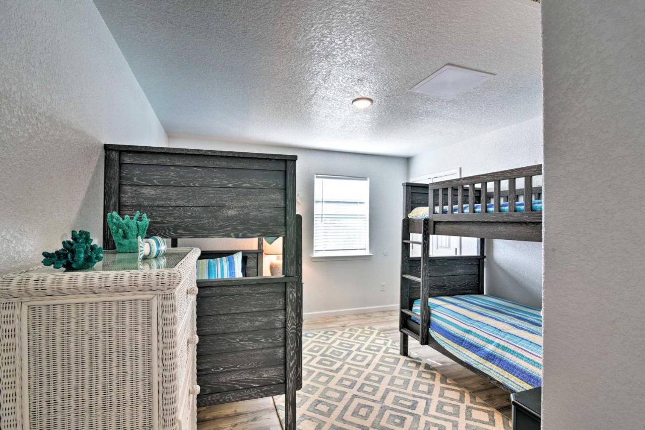Coastal Surfside Beach House Walk To The Ocean! Экстерьер фото